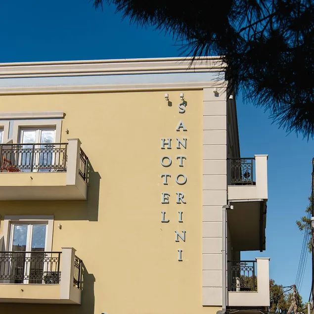 Hotel Santorini - Image 1