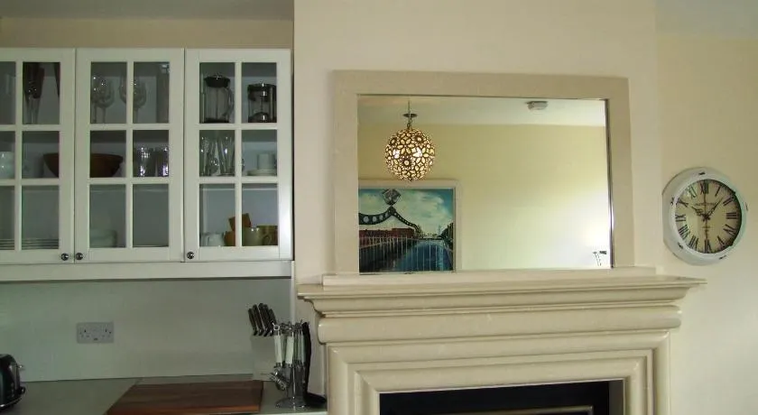 Wonderful Setting Farmhouse Apartment - Image 1