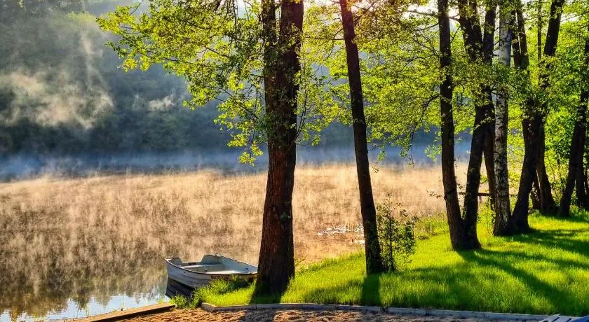 Mazurska Zatoka Resort & Spa - Apartamenty nad jeziorem z prywatną plażą i podgrzewanym basenem zewnętrznym, Mazury w rytmie SLOW - Image 1