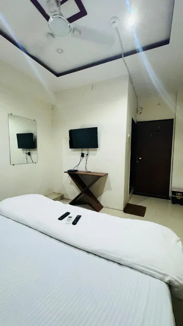 HOTEL PALLADIUM - Image 1