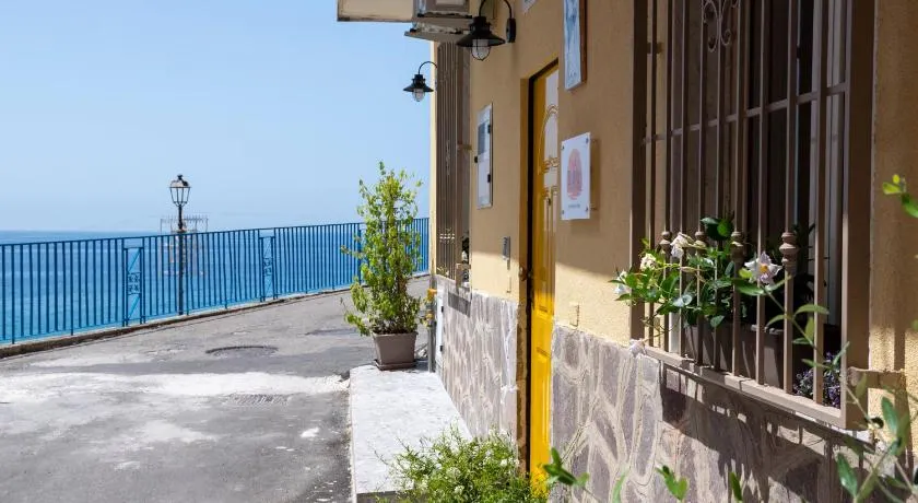 BelMa' Aparthotel and Rooms - Image 1