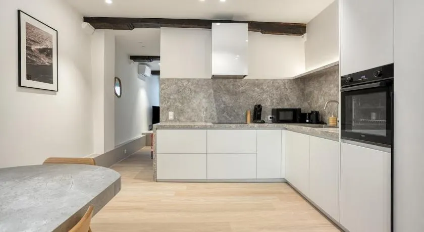 Luxury escape in the heart of historic Mechelen - Image 1