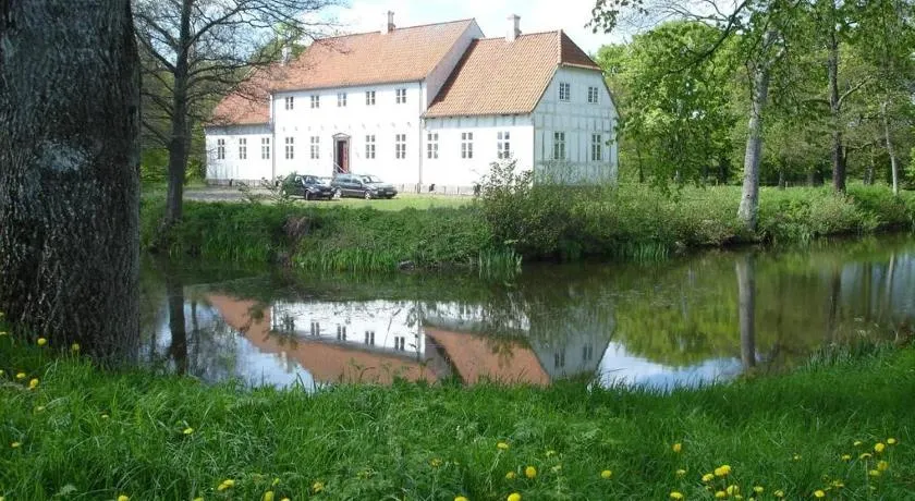 Lerbæk Hovedgaard - Image 1