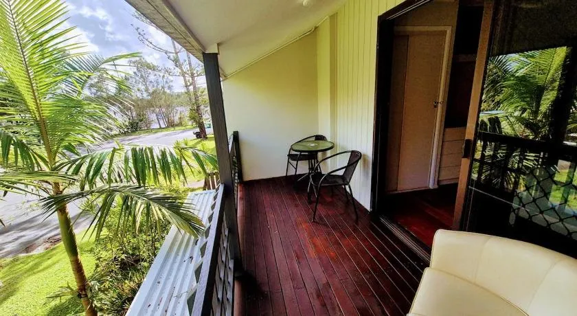 River front views - Image 1