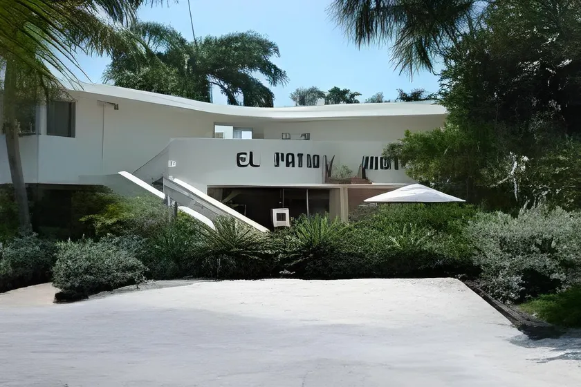 El Patio Motel - Image 1