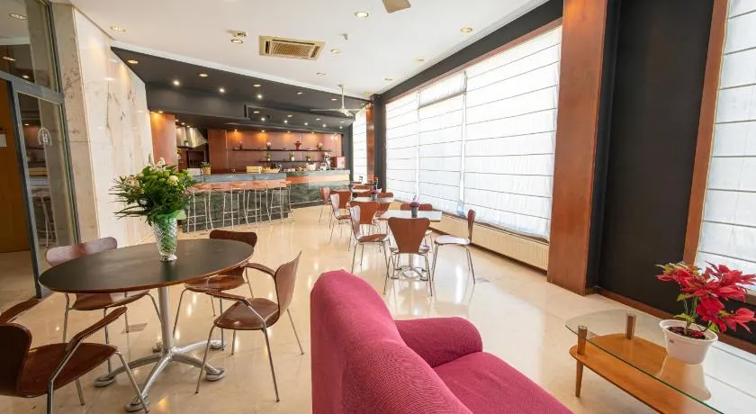 Hotel Bracamonte - Image 1