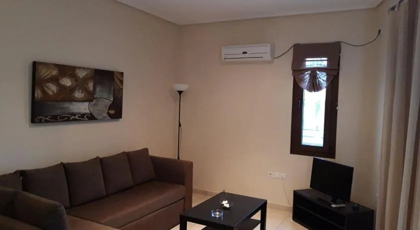 GOUGOUSIS apartments - Image 1