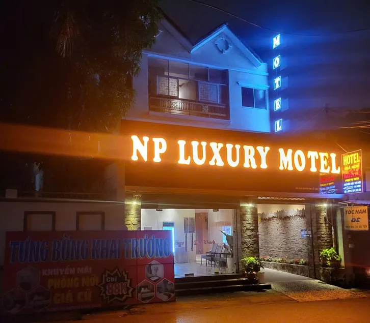 NP Luxury Motel - Image 1