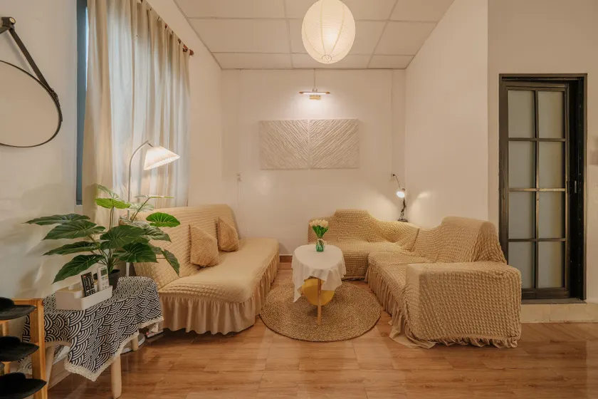 LaKatz x Maoki 100m2 Homestay - Near Ben Thanh - Image 1
