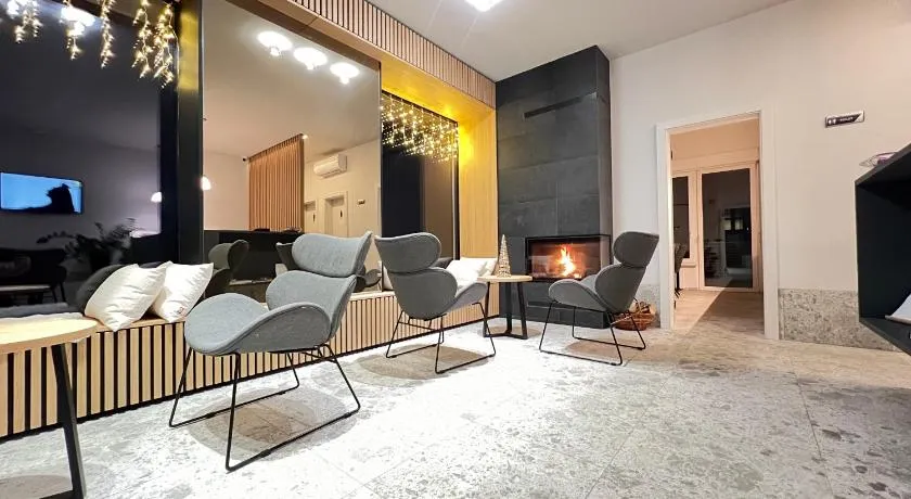Stara lipa Tašner Rooms with Free Parking & Kitchen & Garage - Image 1