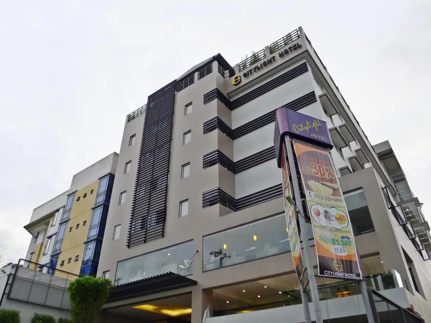 Citylight Hotel - Image 1