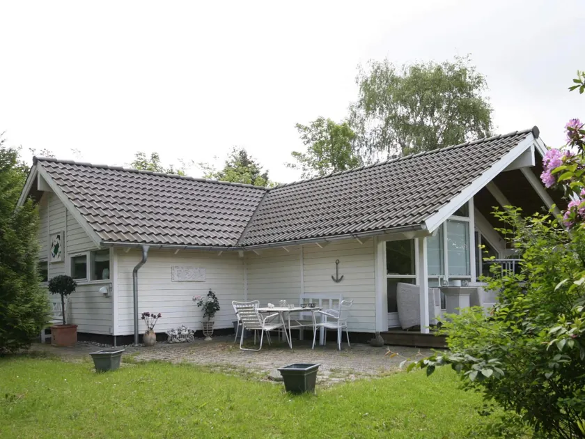 4 star holiday home in Dronningmølle - Image 1