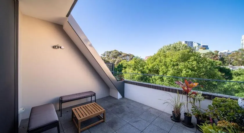 Sydney Urban Escape - Central Stay Near Top Attractions - Image 1
