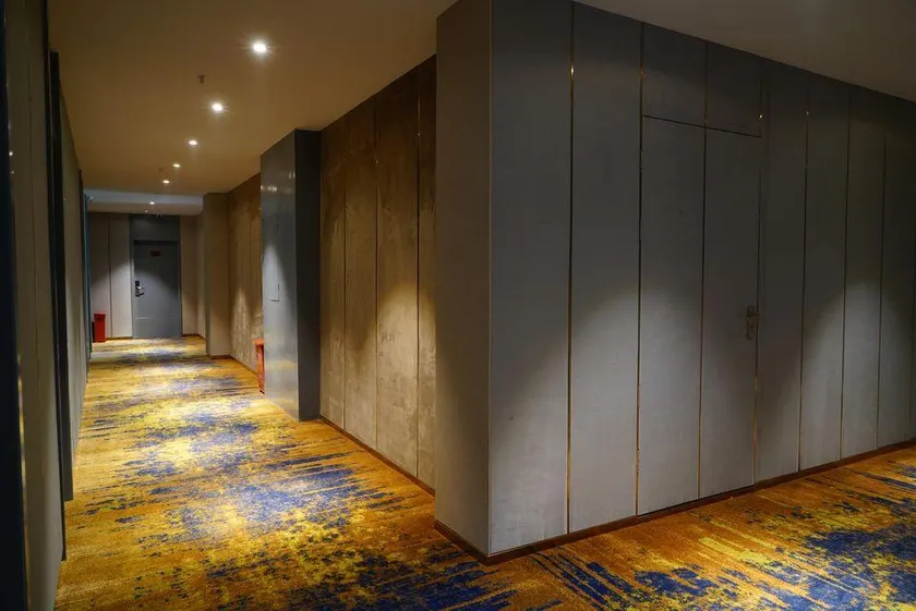 Chenghe Boutique Hotel - Image 1
