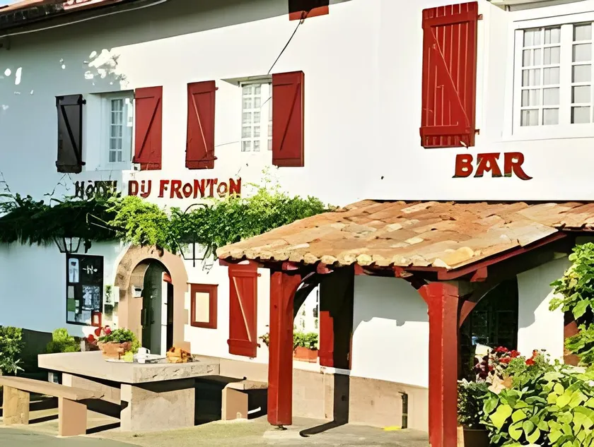 Hotel Restaurant du Fronton - Maison Bonnet - Image 1