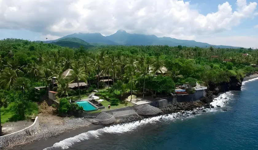 The Palms - Seraya Shores Retreat Bali - Image 1