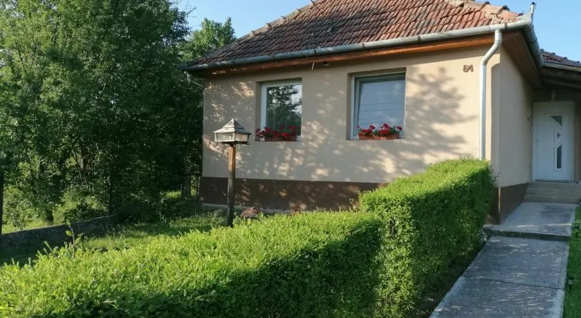 Tölgyes - völgy Vendégház - Image 1
