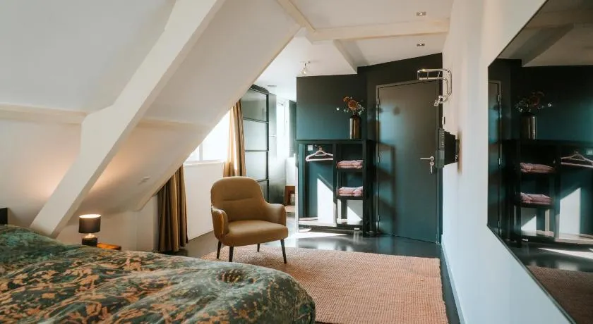 't Hoekie Suites - Image 1