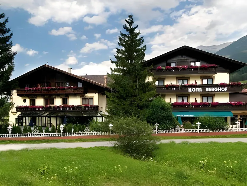 Hotel Berghof - Image 1