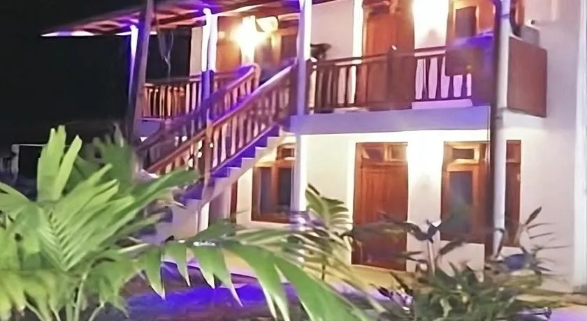 Wimal Wood Stock Surf House - Image 1