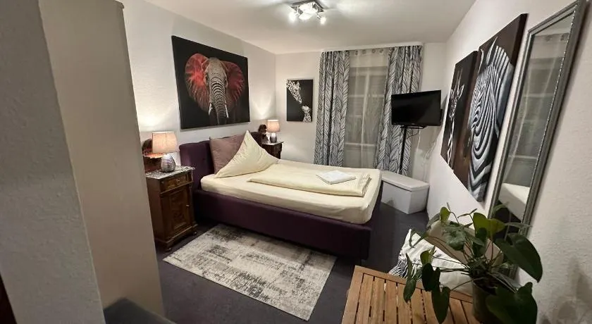 Hotel Goldene Rose - Image 1