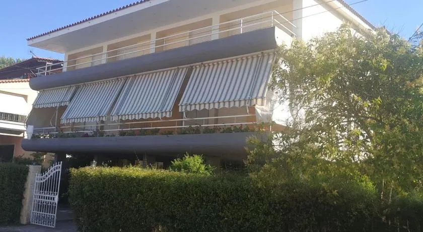 Nikos Apartments - Image 1