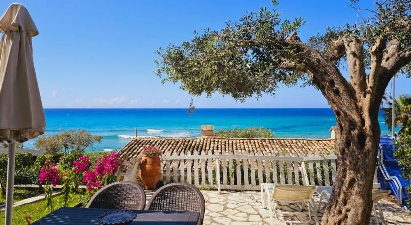 Corfu Glyfada Beach Apartment 25 - Image 1