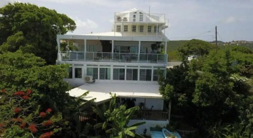 Ocean View Apt 3- Punta Bateria - Image 1