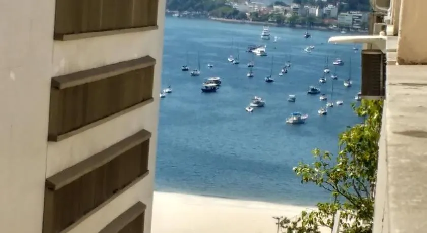 Kitinet na Praia de Botafogo - Image 1