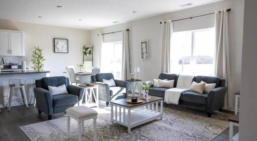 Holistic Campus Rental, LLC - Two Bedrooms Stay in Shared Home with Shared Kitchen - Image 1