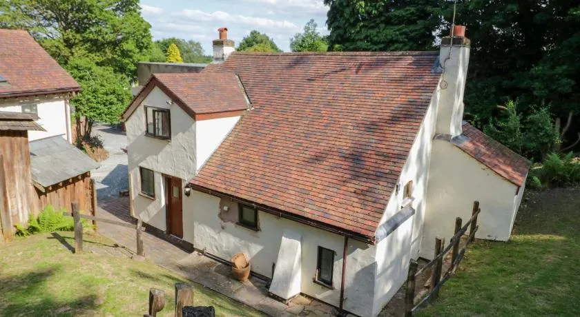 Fern Cottage - Image 1