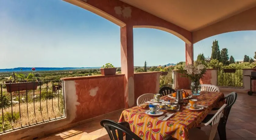 Casa Elena - Image 1