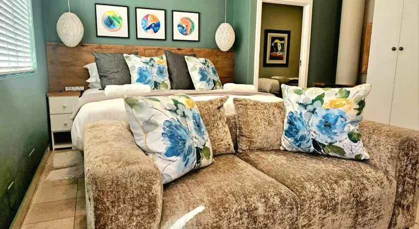 9 on Winkle Boutique Guesthouse - Image 1