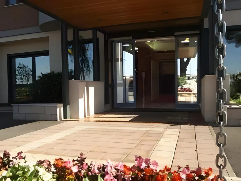 Hotel Palace 2000 - Image 1