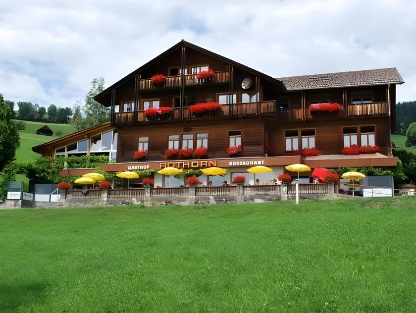 Hotel Rothorn Vintage-Style - Image 1