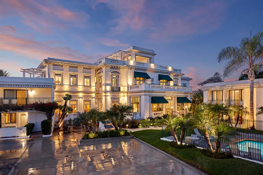 Glorietta Bay Inn - Image 1