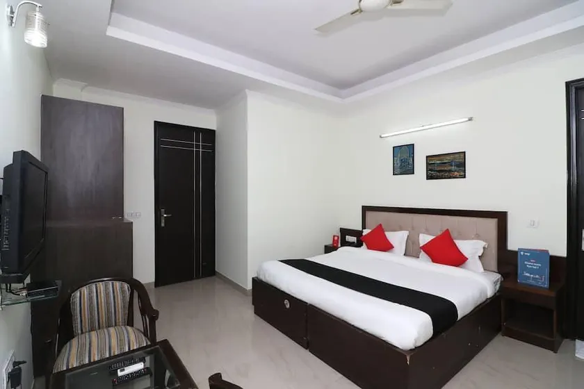 Collection O L B Residency Near Omaxe Celebration Mall - Image 1