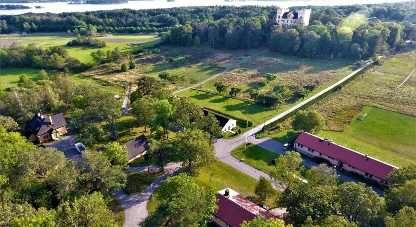 Bogesund Slottsvandrarhem B&B - Image 1