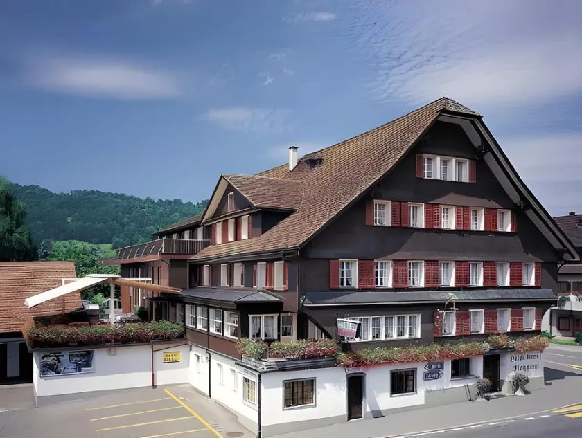 Hotel Kreuz - Image 1
