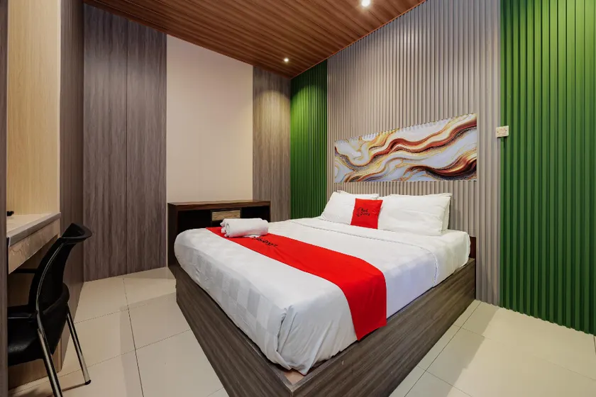 RedDoorz near Exit Toll Bogor - Image 1