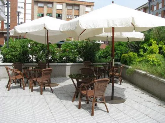 Longoria Avenida - Image 1
