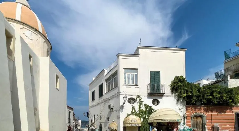 Sunlux Maison - Image 1