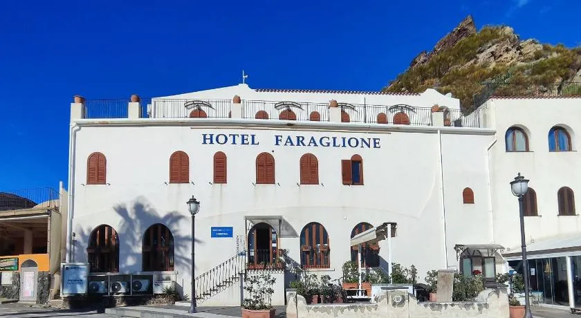 Hotel Faraglione - Image 1