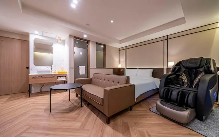 Yangsan Bukbudong Button Hotel Sports Complex Branch - Image 1
