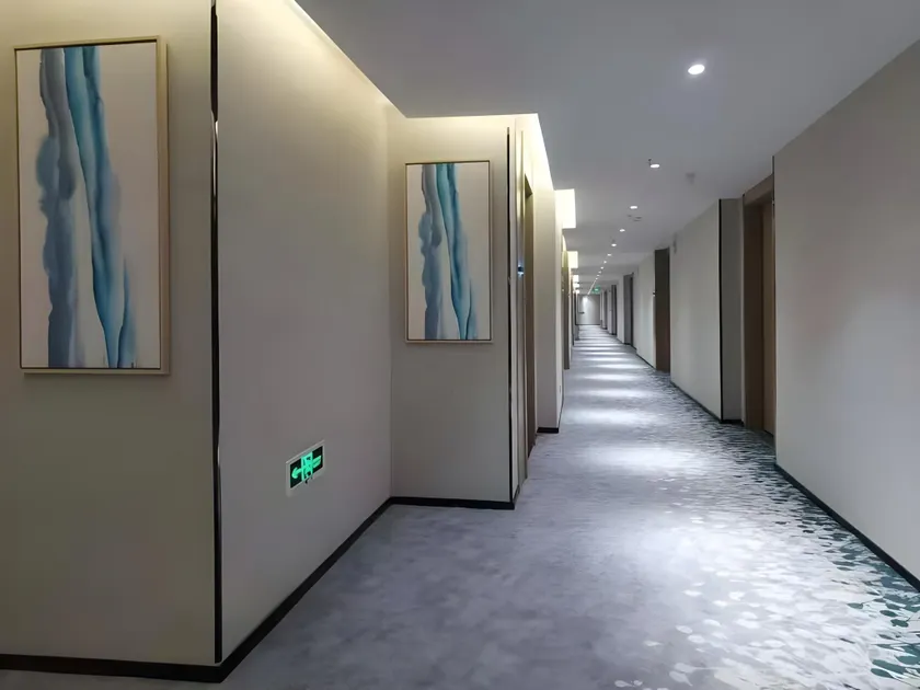 Green Tree Inn Henan Yuzhou City Hall Yuwang Square - Image 1
