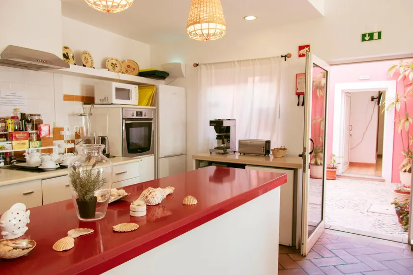 Casa Viana - Guesthouse - Image 1
