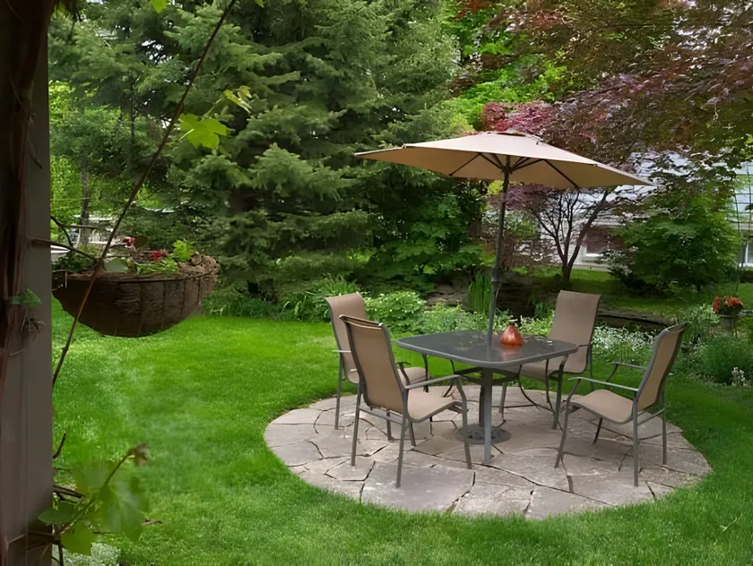 Cedar Gables Bed & Breakfast - Image 1