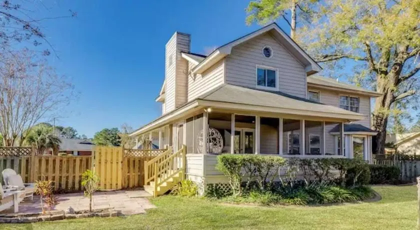 Spacious House Near Savannah Airport - 5 BR - Image 1