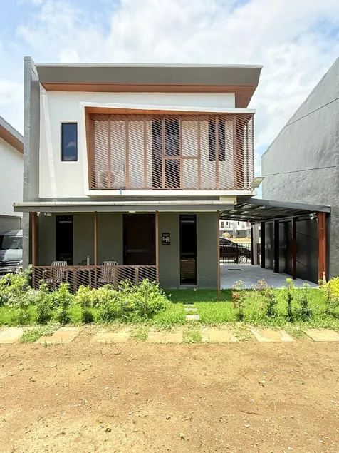 2Js VILLA - Image 1