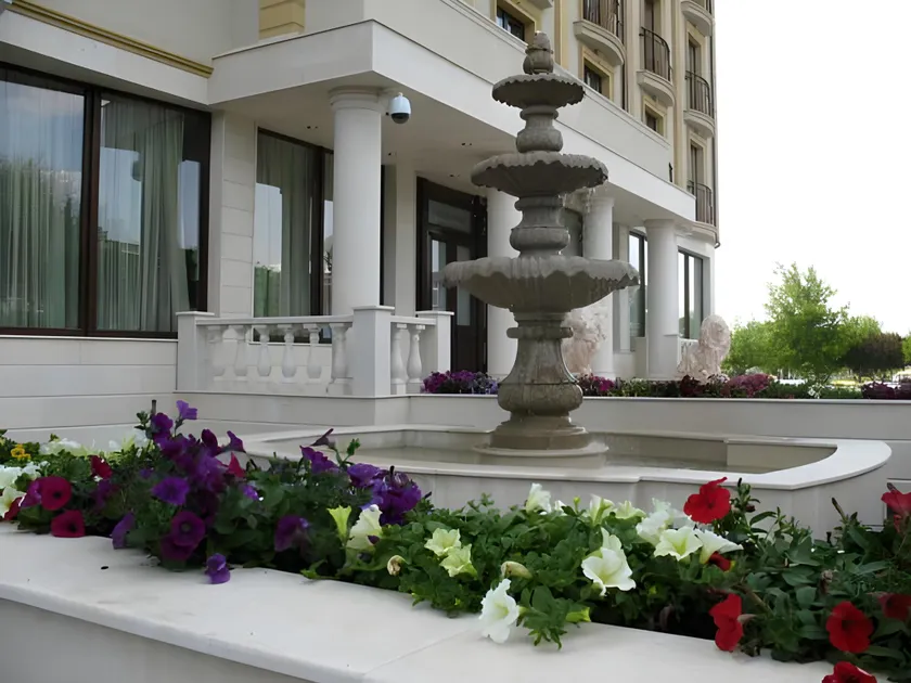Hestia Hotel - Image 1
